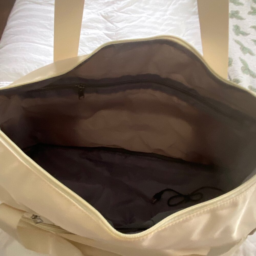 Weekender Tote - Picture 4 of 5